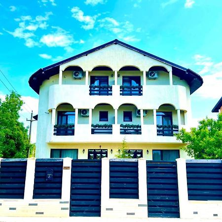 Vila Zoe Bucharestairport&Therme&Parking Отопень Екстер'єр фото