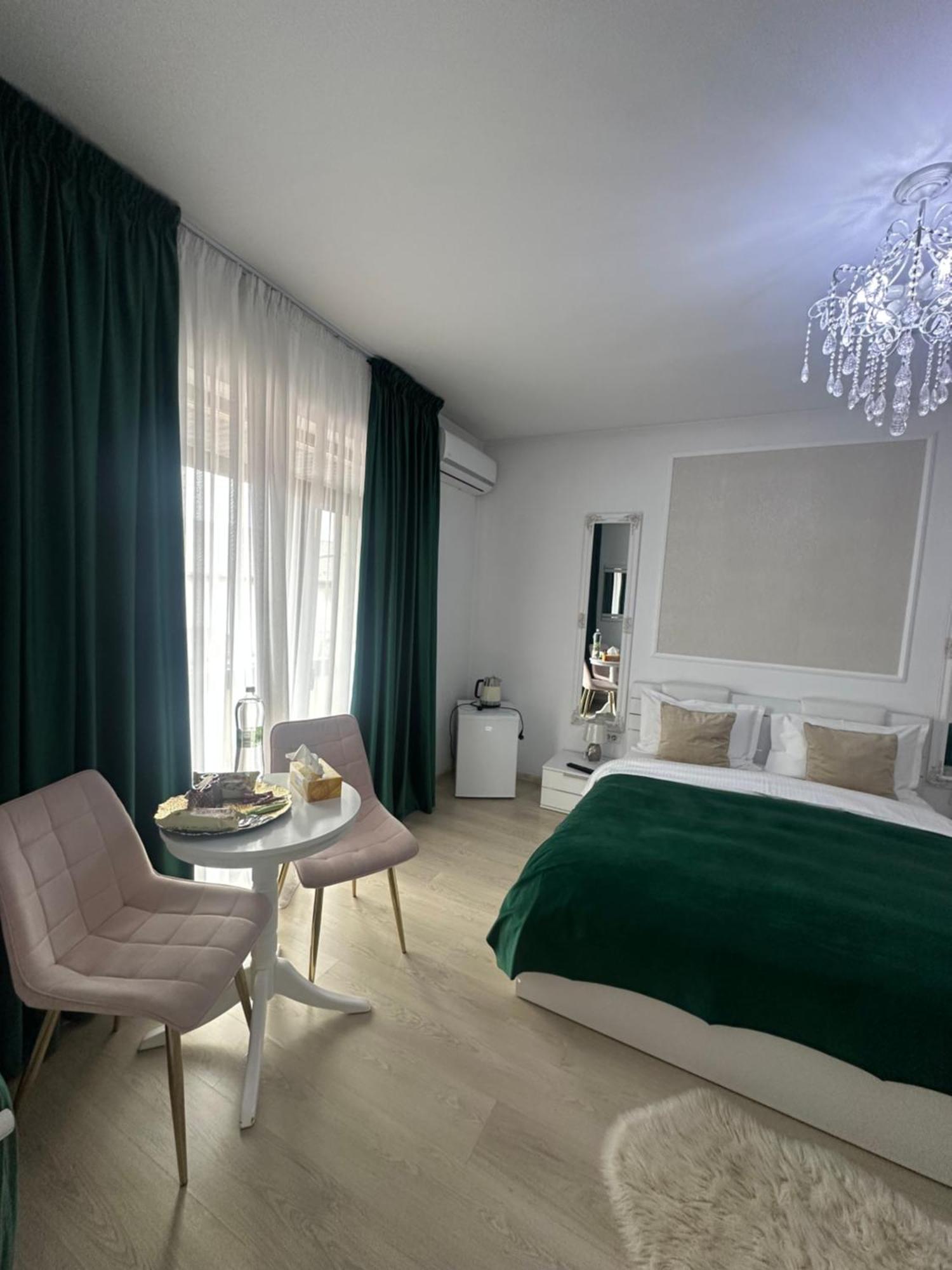 Vila Zoe Bucharestairport&Therme&Parking Отопень Екстер'єр фото